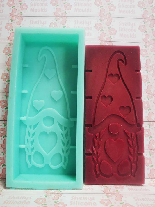 GONK Mr & Mrs Silicone Snap Bar Moulds