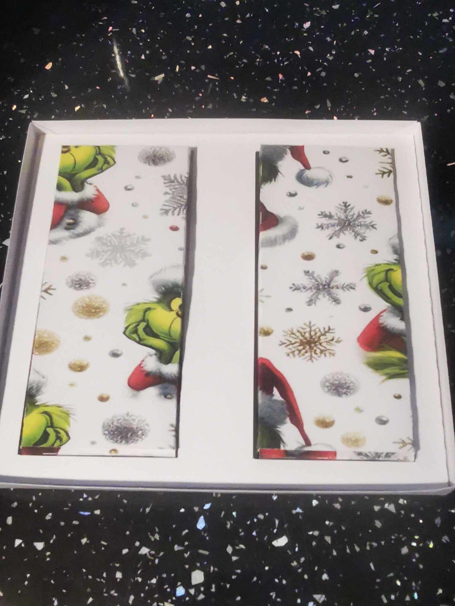 Christmas Snap Bar Boxes & The Grinch Mould